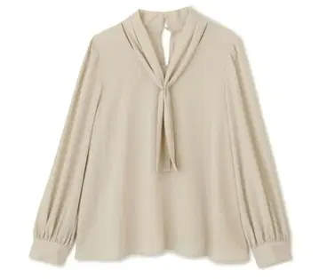 JILL by JILL STUART 클래시컬 보타이 블라우스