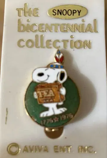 스누피 바이센테니얼 컬렉션 핀 배지
