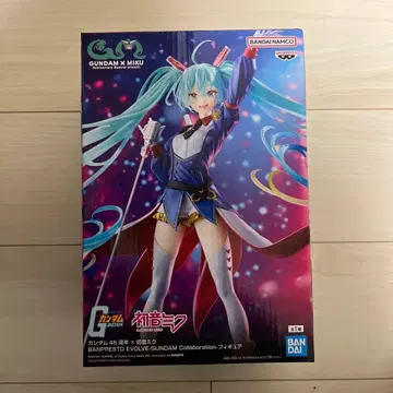 하츠네 미쿠 건담 콜라보 피규어