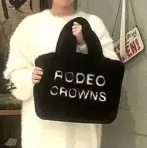 신상 인조 모피 패치 로고 토트 블랙 5500엔