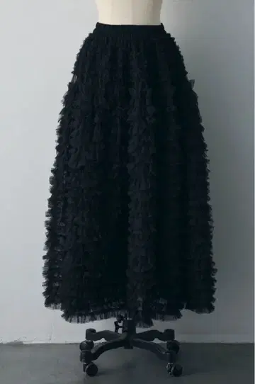 휘핑 튤 캉캉 스커트 frene 프라네 같은 형태