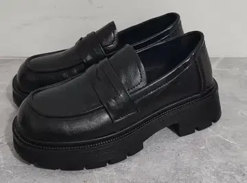 블랙 로퍼 통굽 가죽 신발