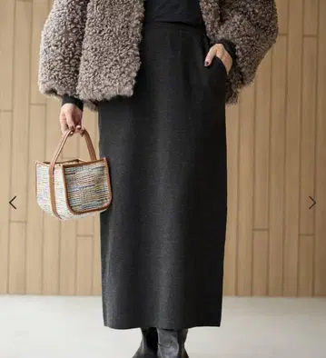 새상품 슈퍼 파인 스무스 니트 스커트 브라운