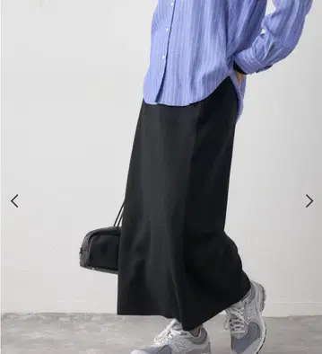 새상품 슈퍼 파인 스무스 니트 스커트 블랙