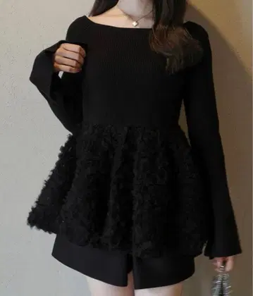 주노아 튤 페플럼 도킹 니트