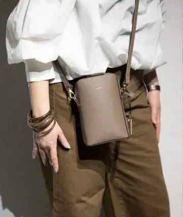 Ungrid 스마트폰 숄더백