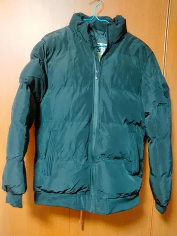 남성용 다운 자켓 블랙 US 사이즈 S ( JP 사이즈 L ) 미사용품