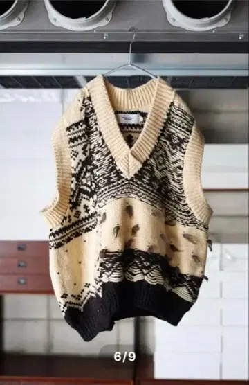 가격 인하 JANE SMITH (제인 스미스) 니트 베스트