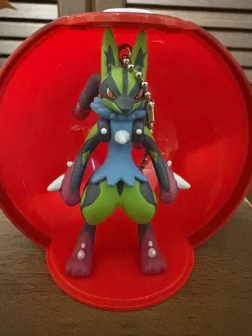 메가 루카리오 피규어