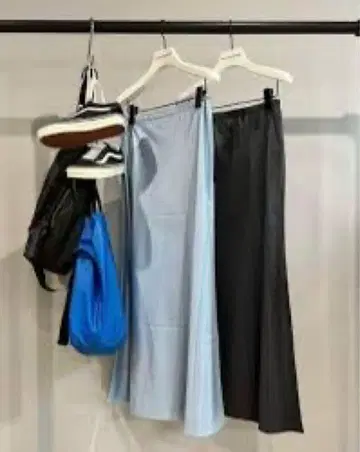 THE SHINZONE 신존 LUSTER CUT SKIRT