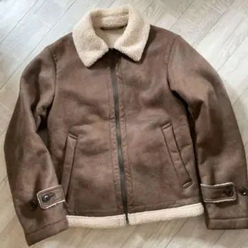 유니클로 여성용 보아 자켓 무스탕