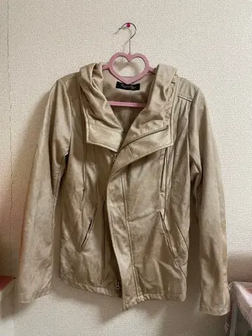 토네이도 마트 후드 부착 베이지 남성용 자켓