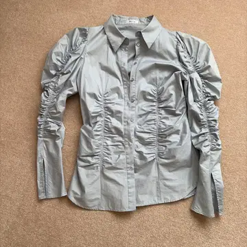 프레이아이디 셔링 퍼프 블라우스