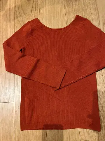 BEAUTY UNITED 테라코타 긴팔 스웨터 리버서블