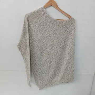 12.18 S654E 유나이티드 애로우즈 원숄더 니트