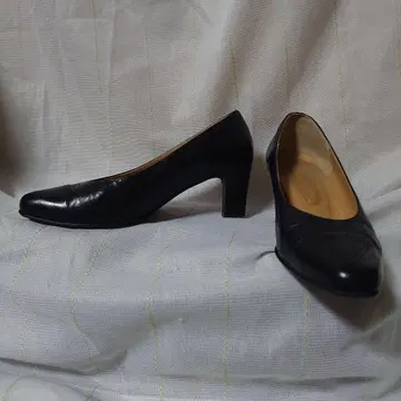 긴자 요시노야 블랙 하이힐 펌프스 22.5cm 일본제