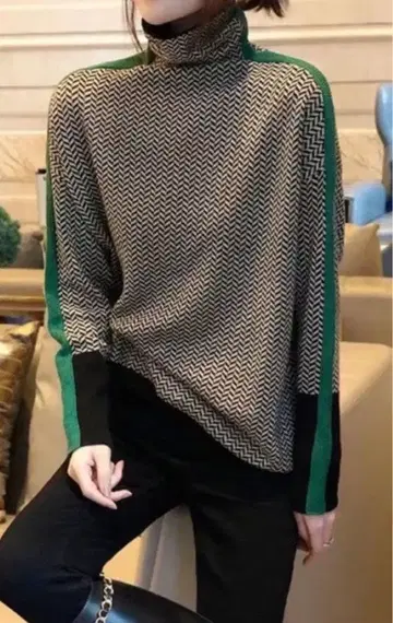 deux amour 소매 라인 상의 블랙 x 그린 새상품