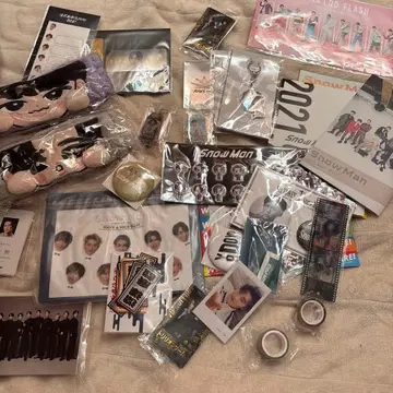 Snow Man 역대 굿즈들