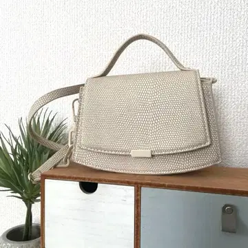 미사용 zara 베이지 숄더백