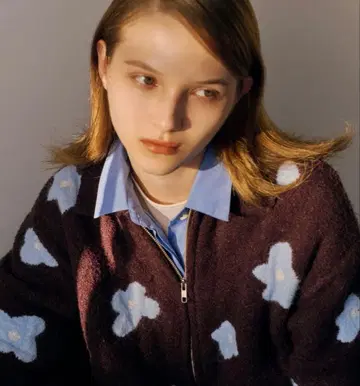 [ 가격 인하 ] emmi 블루종 라이크 가디건 브라운