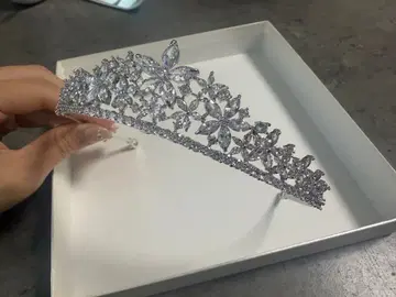 큐빅 지르코니아 티아라