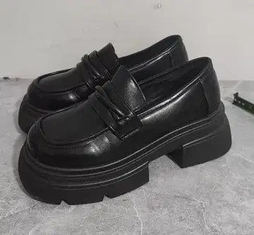 통굽 블랙 로퍼