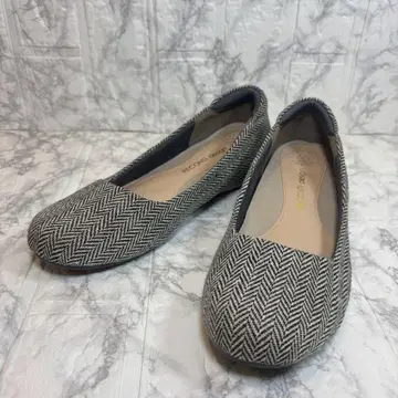 [ 새상품급 ] RECONTI design 펌프스 헤링본 무늬 24EEE