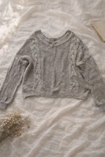 비침 니트 굵은 짜임 케이블 탁한 그레이 y2k 페어리 그런지