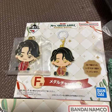 Mrs. GREEN APPLE 메탈 참 & 레터 세트 제일복권