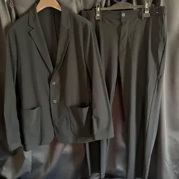 UNIQLO 울트라 스트레치 셋업