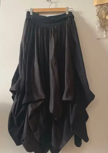 VITA LITA 파라슈트 벌룬 롱 스커트