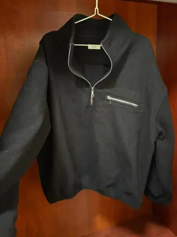 Rier 블랙 하프 지퍼 트레이닝복 M