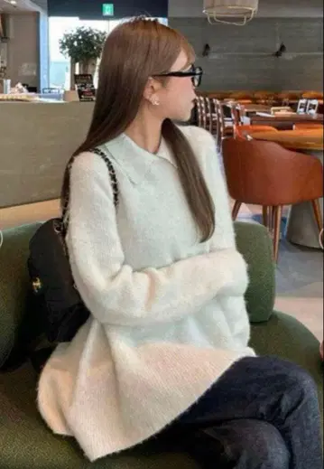 Mila Owen 미라 오웬 카라 달린 페플럼 니트 풀오버 화이트