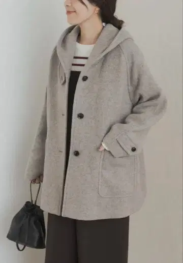 완판템! 에어리 울 푸드코트