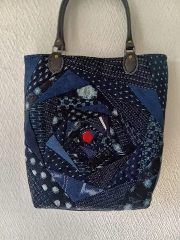 핸드메이드 카스리 장미 패치 토트백