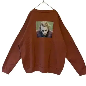 프릭스스토어 조커 백 프린트 맨투맨 브라운 L 사이즈