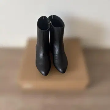 Acqua Palette 블랙 숏부츠 23~23.5M 사이즈