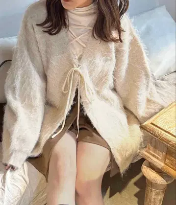 [ apres jour clair ] 샤기 레이스업 니트 가디건