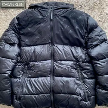컨디션 최상 캘빈클라인 다운 자켓 올 로고 무늬 블랙 XXL 사이즈