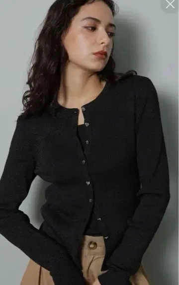 아르페쥬 스토리 리브 니트 앙상블 하트 버튼 사이즈 2