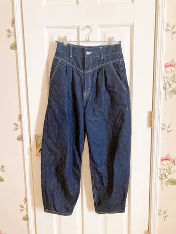 룰루 로제타 데님 펄 턱 테이퍼드 다크 블루 데님 사이즈 1