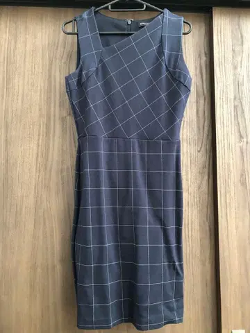 BANANA REPUBLIC 네이비 체크 무늬 슬리브리스 원피스