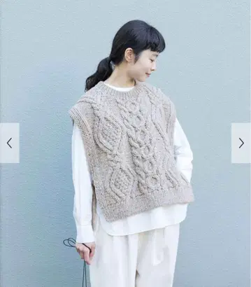 택 포함 새상품 그레이 카구레 페루 아란 니트 베스트 DOORS