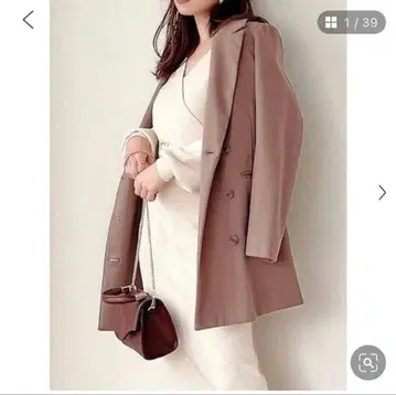 새상품급 RESEXXY 코트