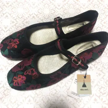 니코앤드 niko and - 쿵푸 신발 꽃무늬 L 사이즈