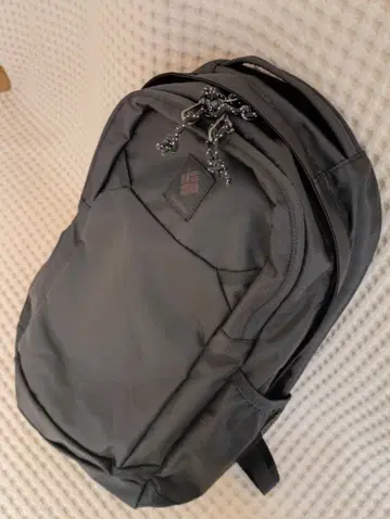 [ 새상품급 ] 컬럼비아 파나시아 25L 백팩 럭색 PU8665