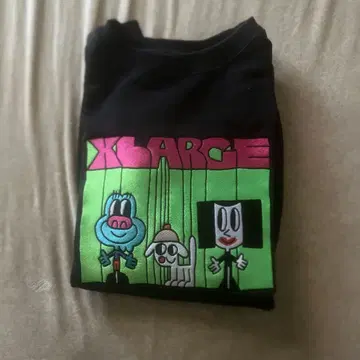 XLARGE 캐릭터 그래픽 맨투맨