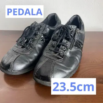 블랙 레이스업 스니커즈 PEDALA 23.5cm