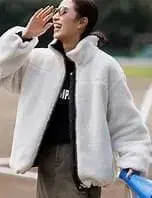 UNFILO TAION 콜라보 리버서블 보아 다운 아이보리 x 블랙 M