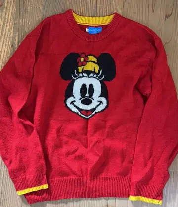 도쿄 디즈니 리조트 한정판 미니 마우스 스웨터